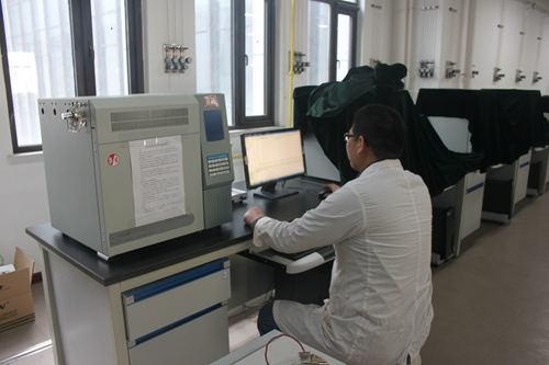 iPhoneX售價999美元，當您心疼并給腎套殼時，甲醛危害也來啦，除甲醛最有效方法您需要了解