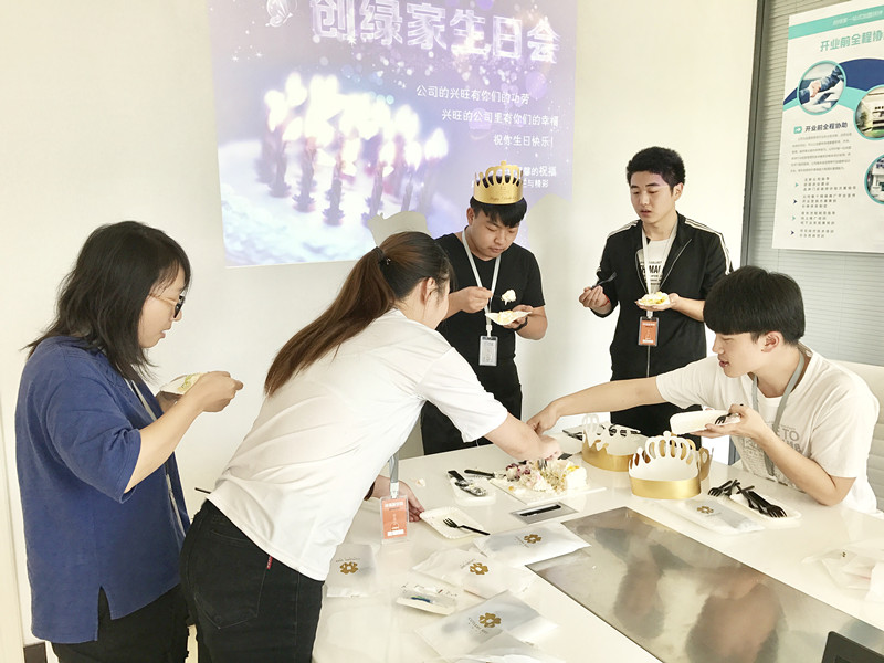 【10月生日會】我們的創(chuàng)綠家溫暖、開心，還有傳承！