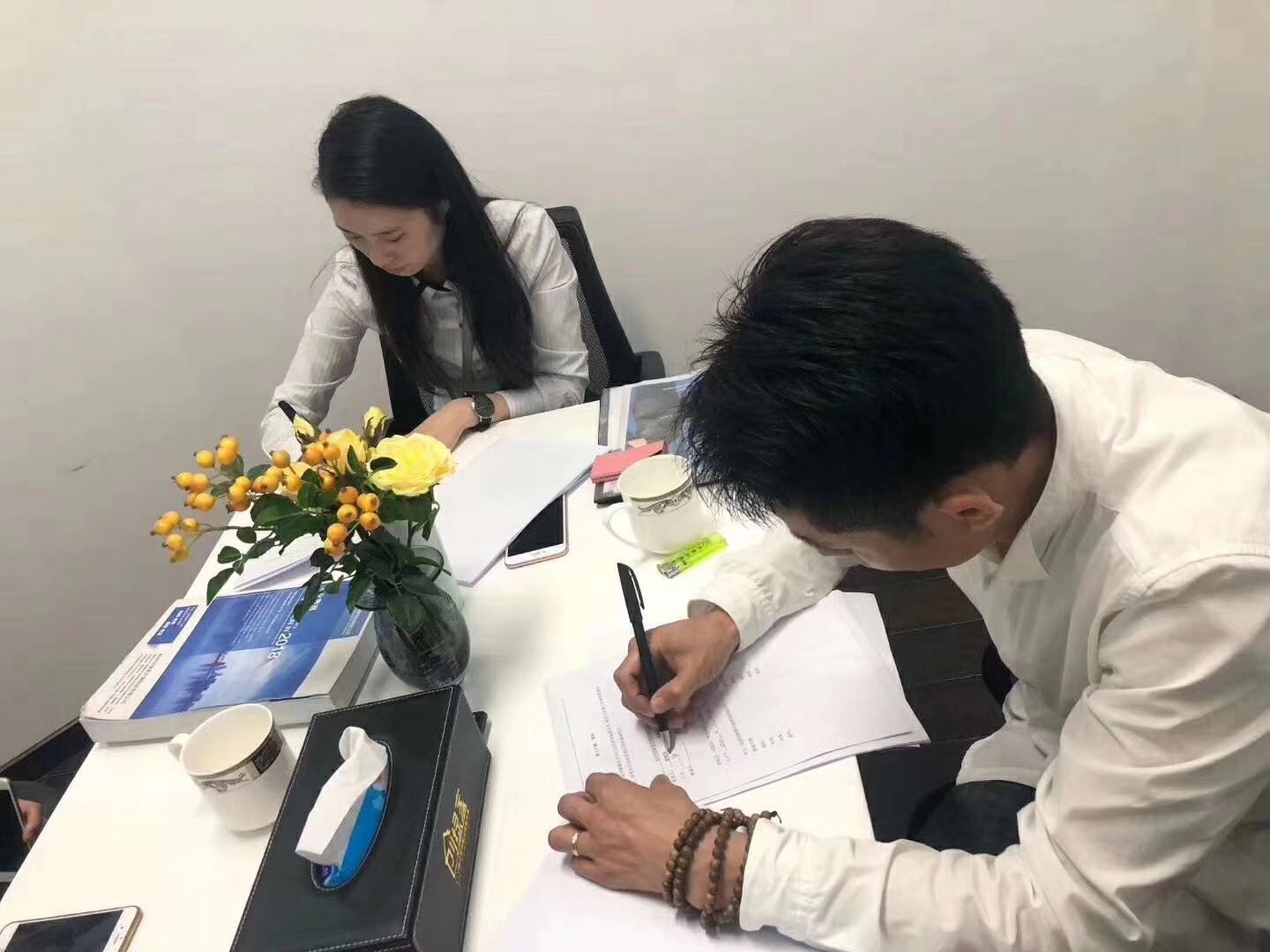 熱烈祝賀倪總、秦總、周總簽約創綠家寧波市區級代理！