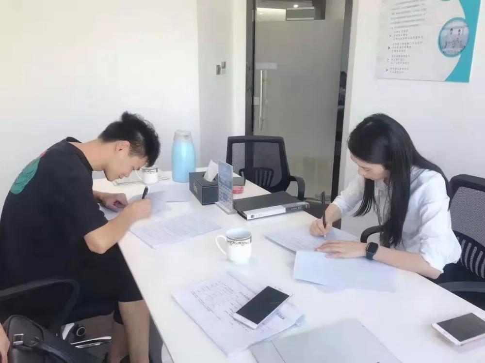 熱烈祝賀劉總簽約創綠家浙江省臺州市區級代理！