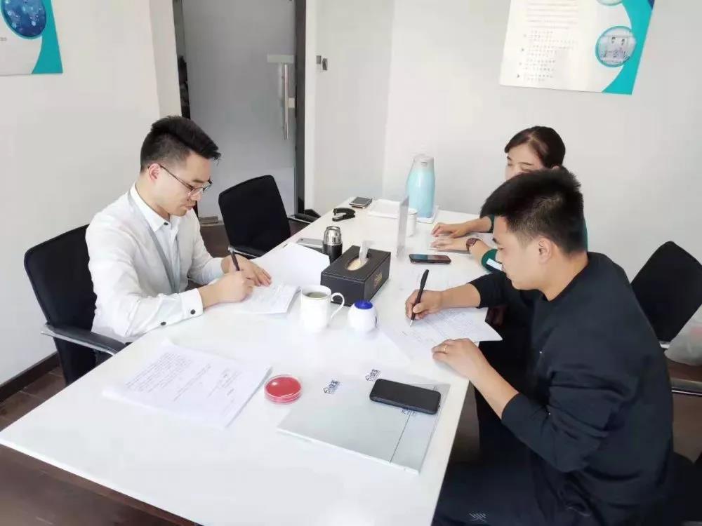 熱烈祝賀王總簽約創綠家陜西省西安市區級代理！