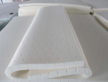 東南亞乳膠“被作假”,驚現甲醛超標乳膠床墊!