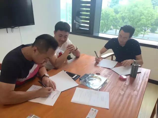 熱烈祝賀樂山市中呂總、馬總成功加入創綠家！