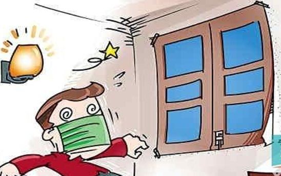 窗簾氣味刺鼻、甲醛超標，業主還以為是天然氣漏了……網友：新房子裝修后怎么去甲醛？